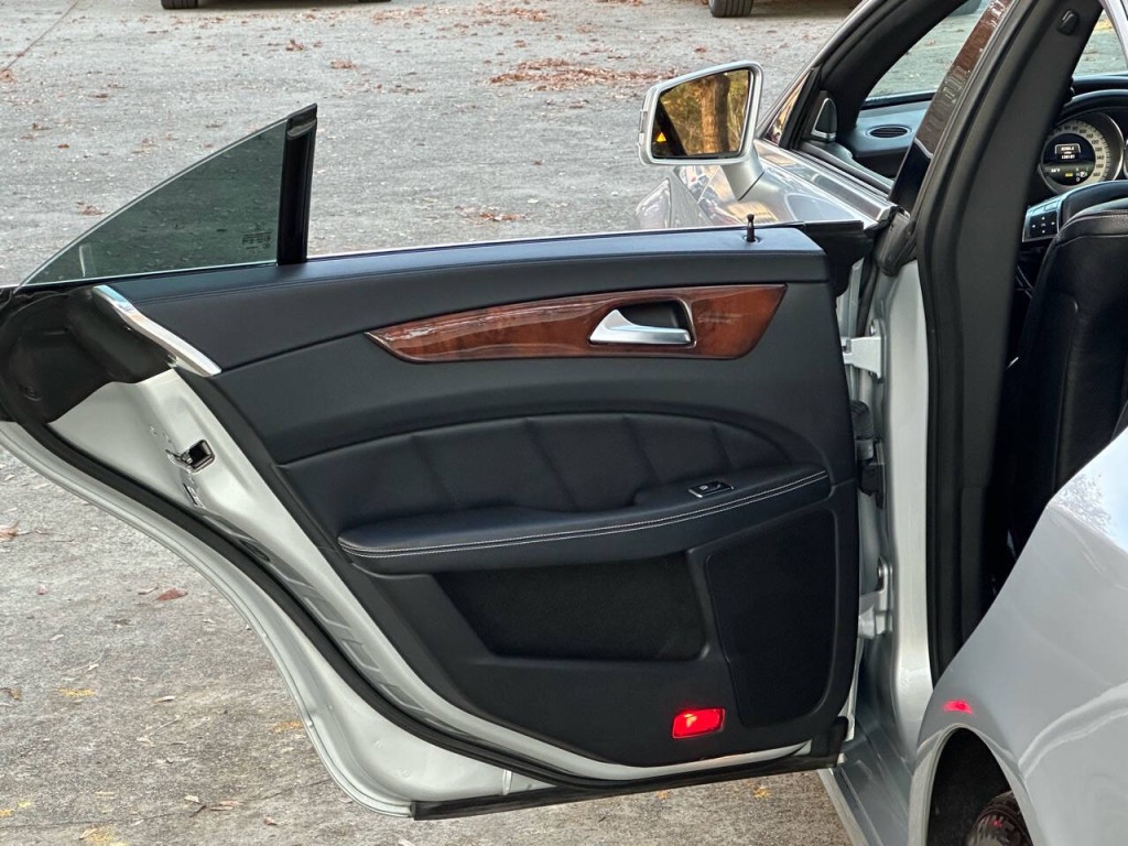 2014 Mercedes-Benz CLS-Class Image 16