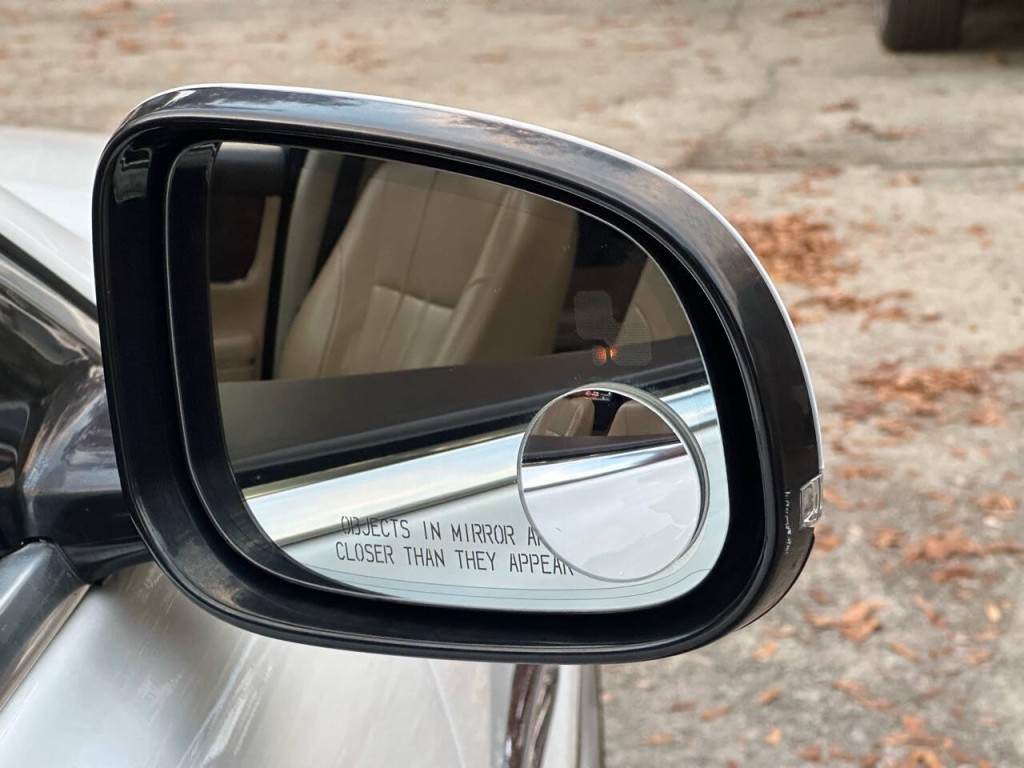 2012 Jaguar XJ Image 23