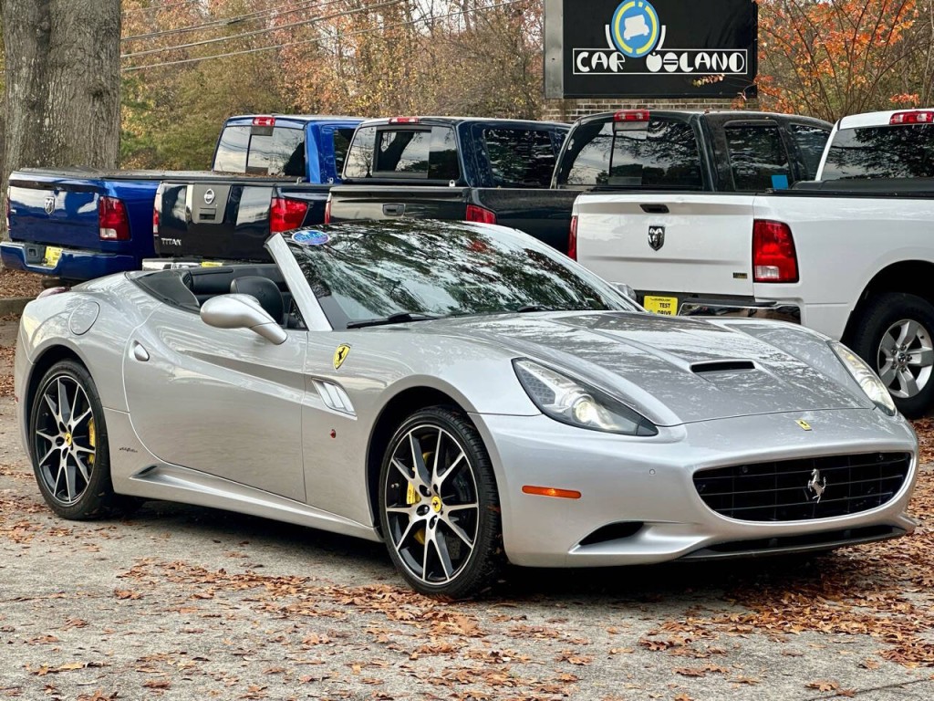 2012 Ferrari California Image 7