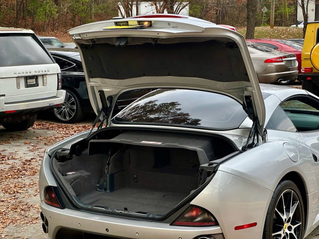 2012 Ferrari California Image 9