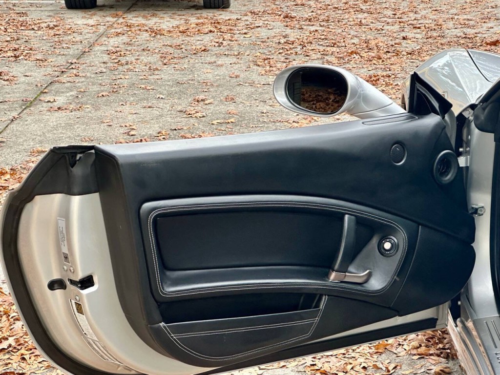 2012 Ferrari California Image 18