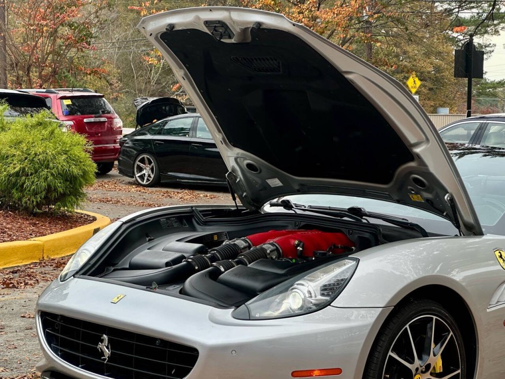 2012 Ferrari California Image 27