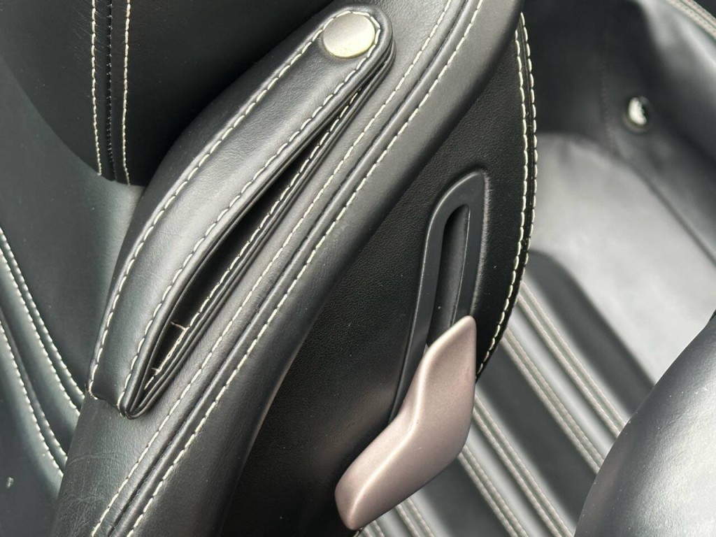 2012 Ferrari California Image 29