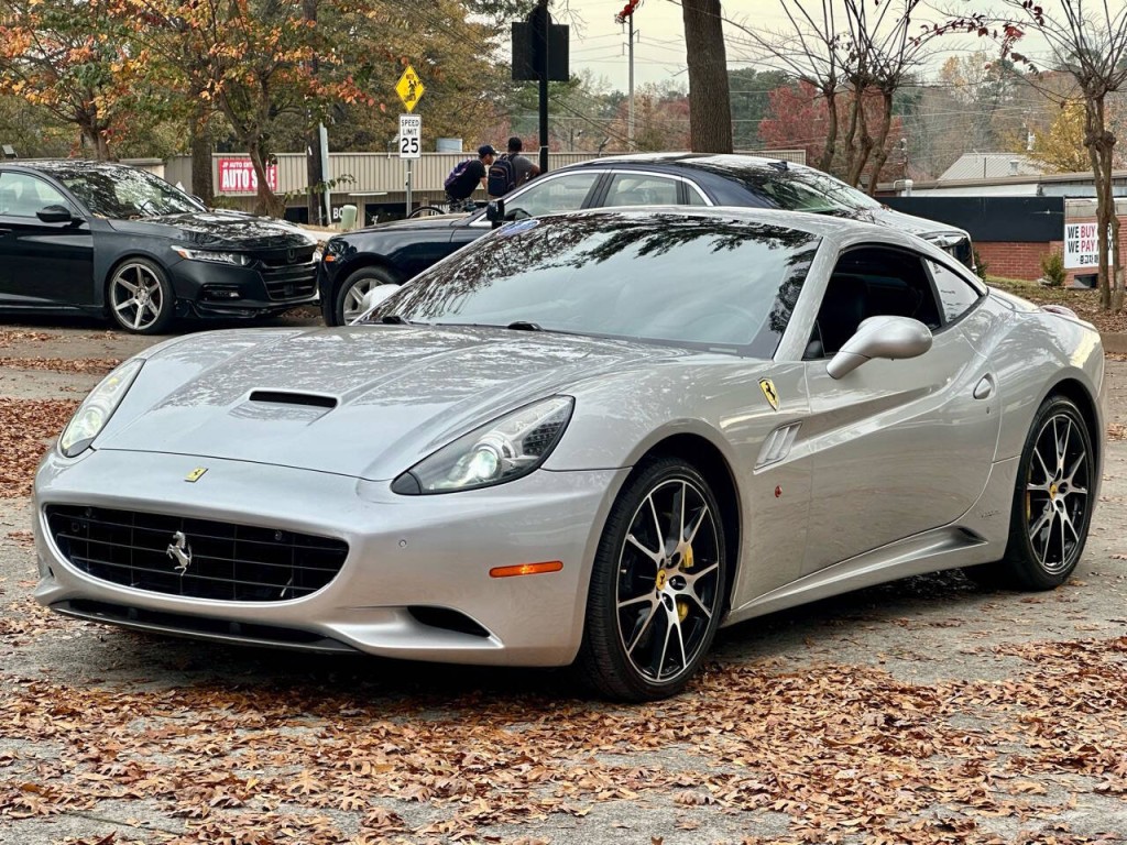 2012 Ferrari California Image 34