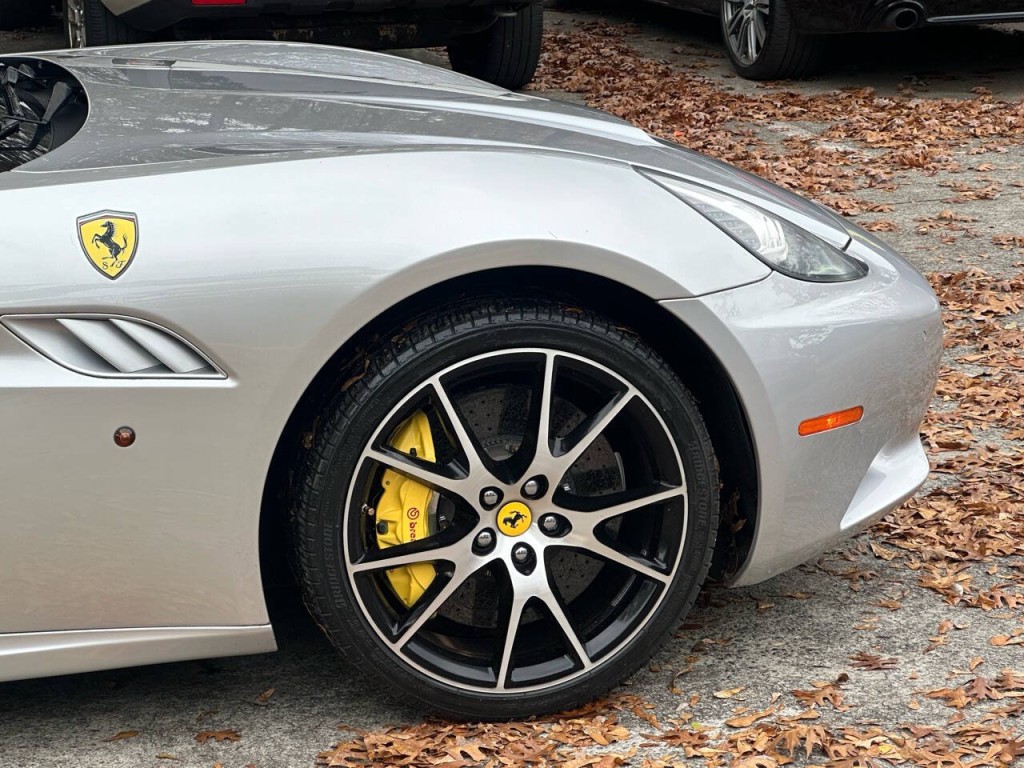 2012 Ferrari California Image 53