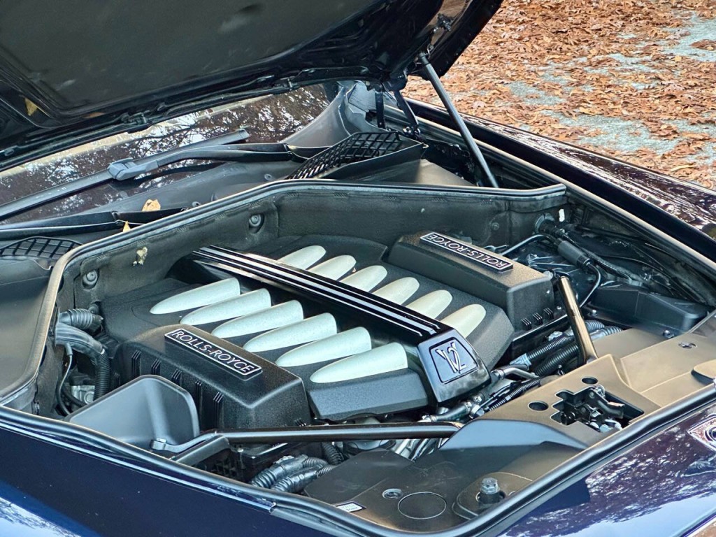 2011 Rolls-Royce Ghost Image 15