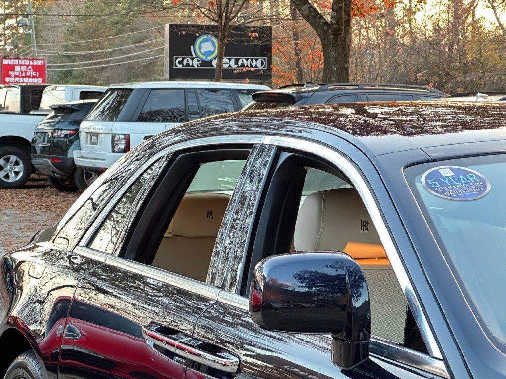 2011 Rolls-Royce Ghost Image 39