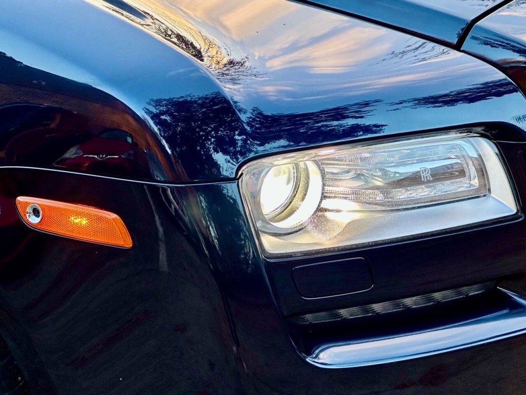 2011 Rolls-Royce Ghost Image 42