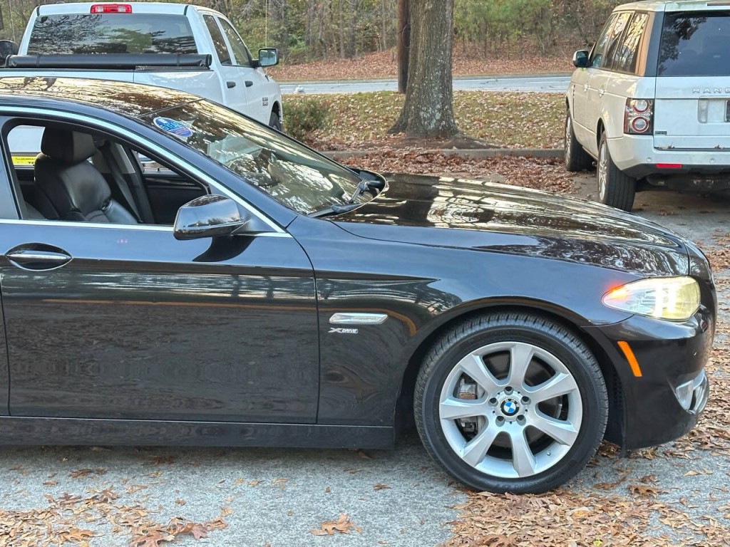 2011 BMW 5 Series Image 42