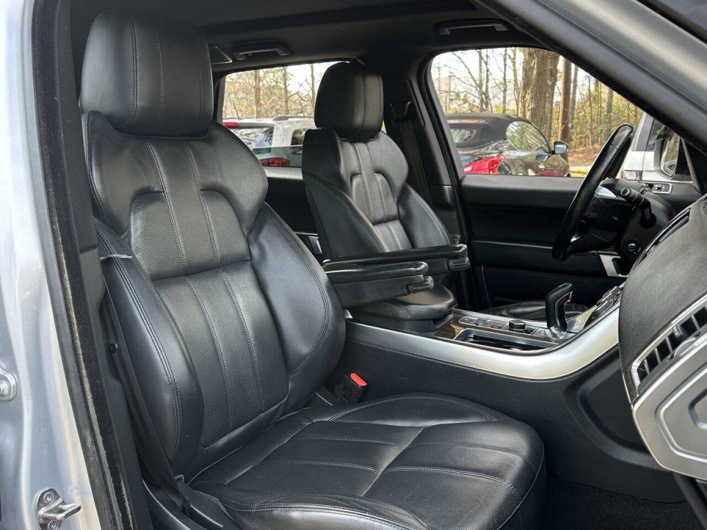 2016 Land Rover Range Rover Sport Image 32