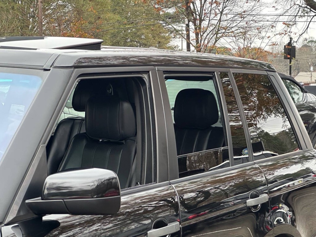 2011 Land Rover Range Rover Image 33