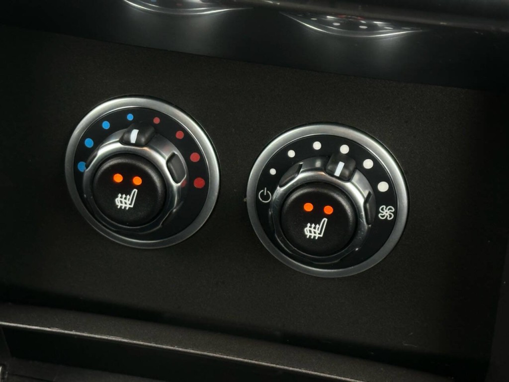 2011 Land Rover Range Rover Image 41