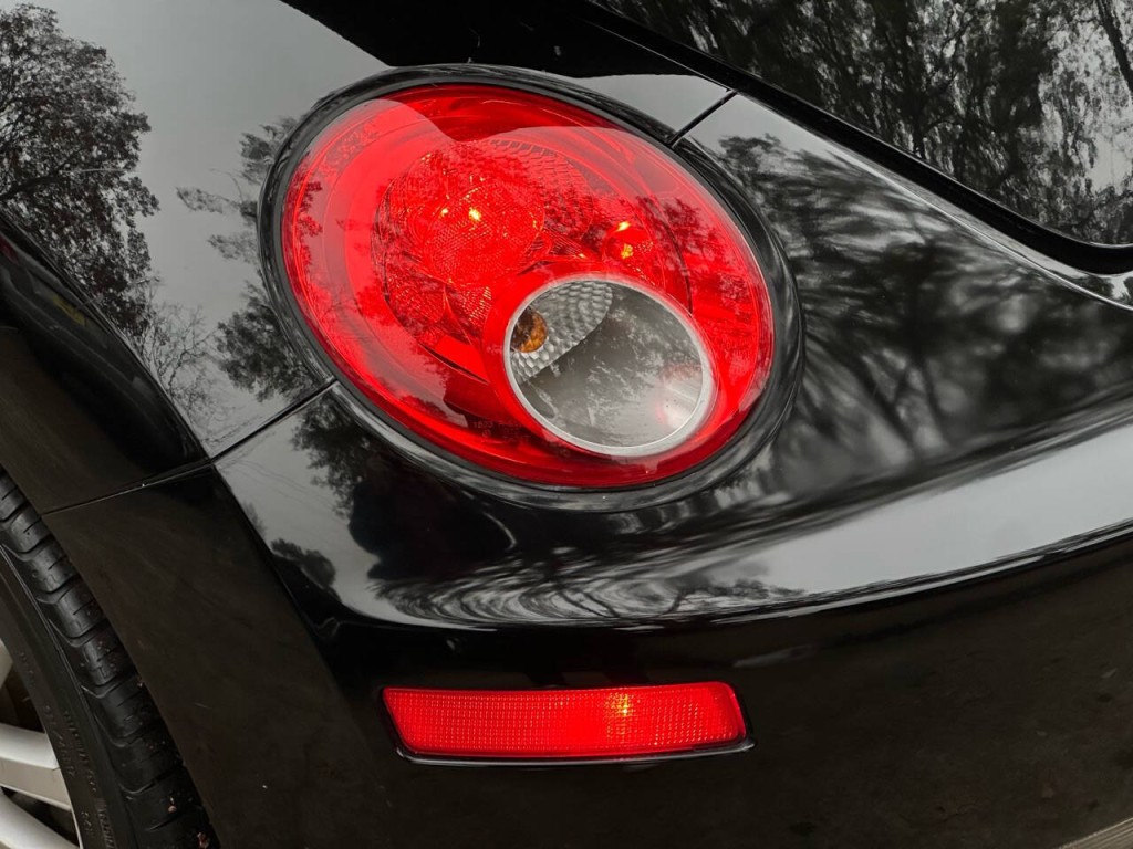 2008 Volkswagen Beetle Image 19