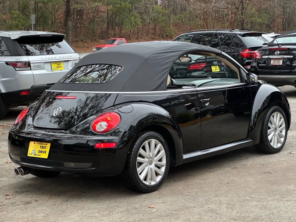 2008 Volkswagen Beetle Image 23