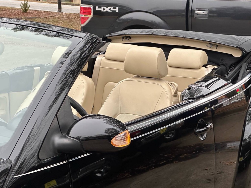 2008 Volkswagen Beetle Image 30