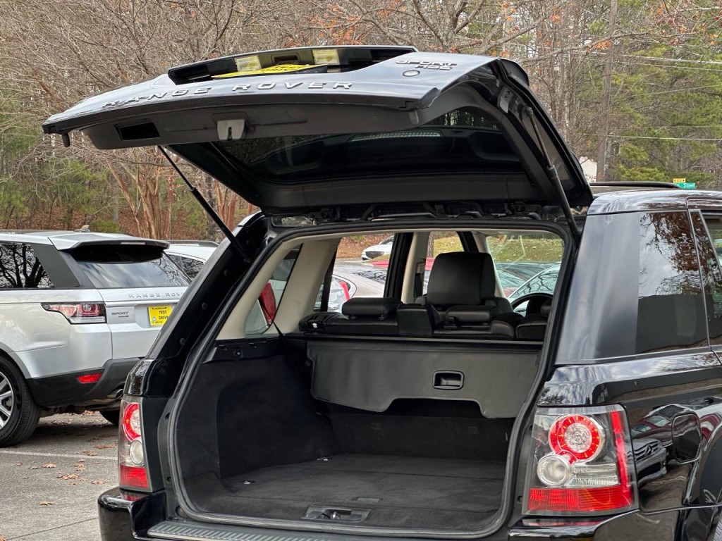 2011 Land Rover Range Rover Sport Image 15