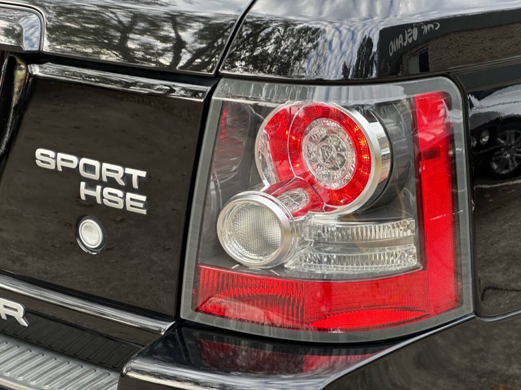 2011 Land Rover Range Rover Sport Image 27