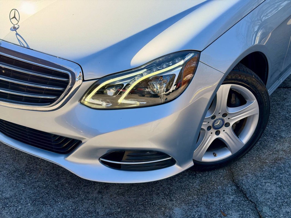 2014 Mercedes-Benz E-Class Image 2