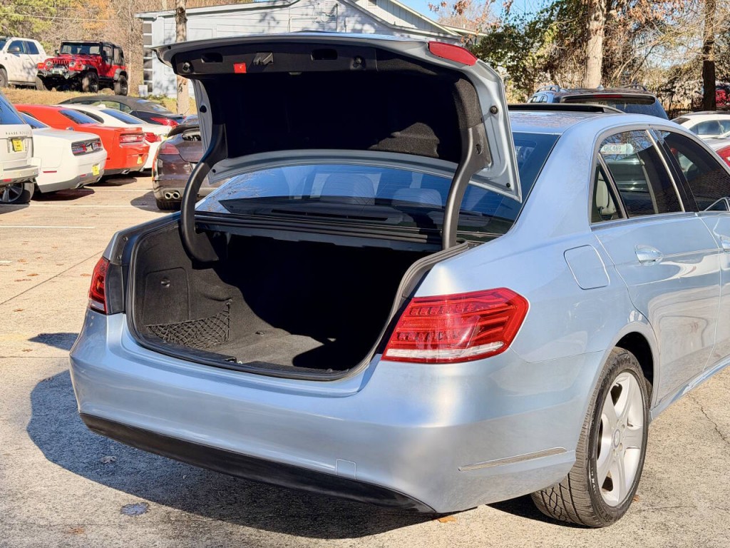 2014 Mercedes-Benz E-Class Image 22