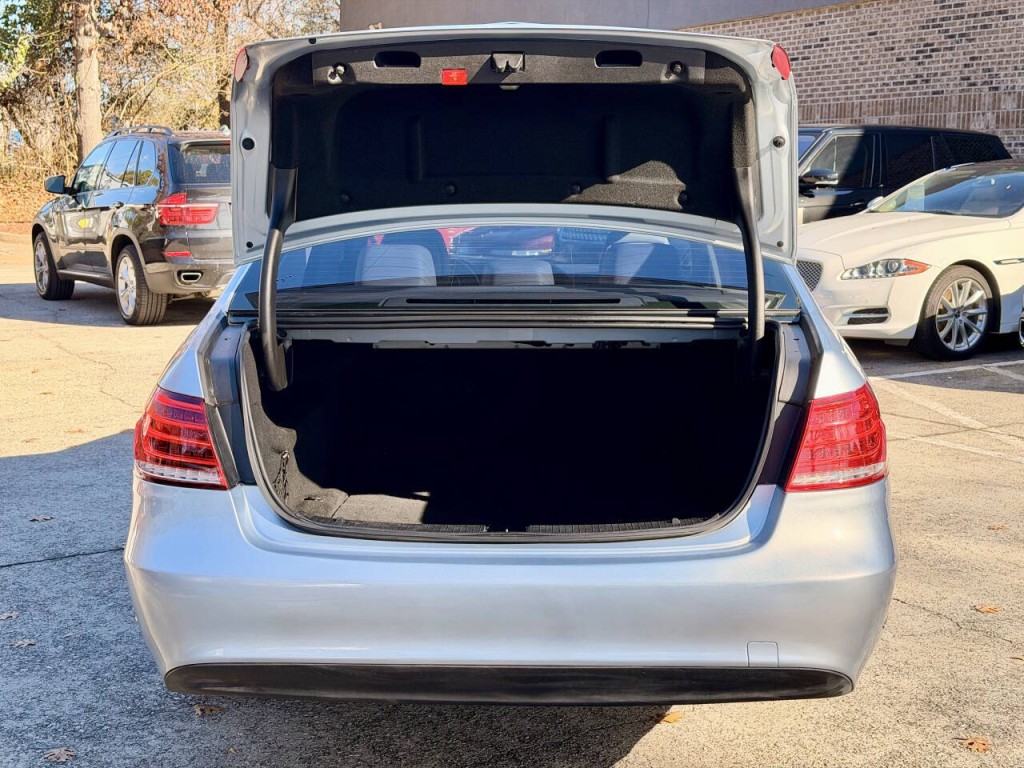 2014 Mercedes-Benz E-Class Image 23