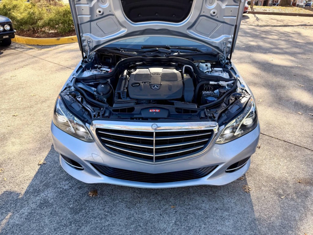 2014 Mercedes-Benz E-Class Image 26