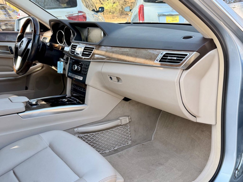 2014 Mercedes-Benz E-Class Image 47