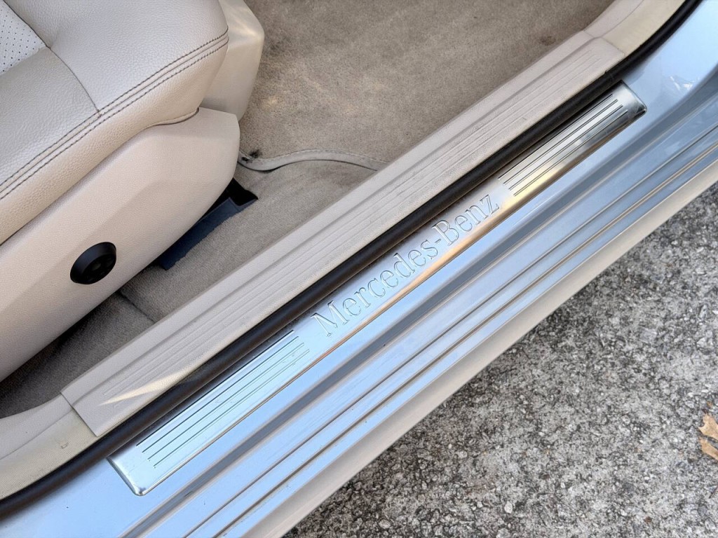 2014 Mercedes-Benz E-Class Image 48