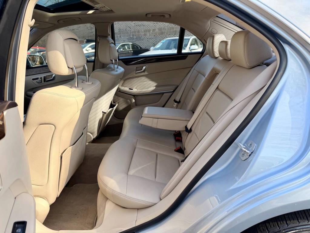 2014 Mercedes-Benz E-Class Image 60