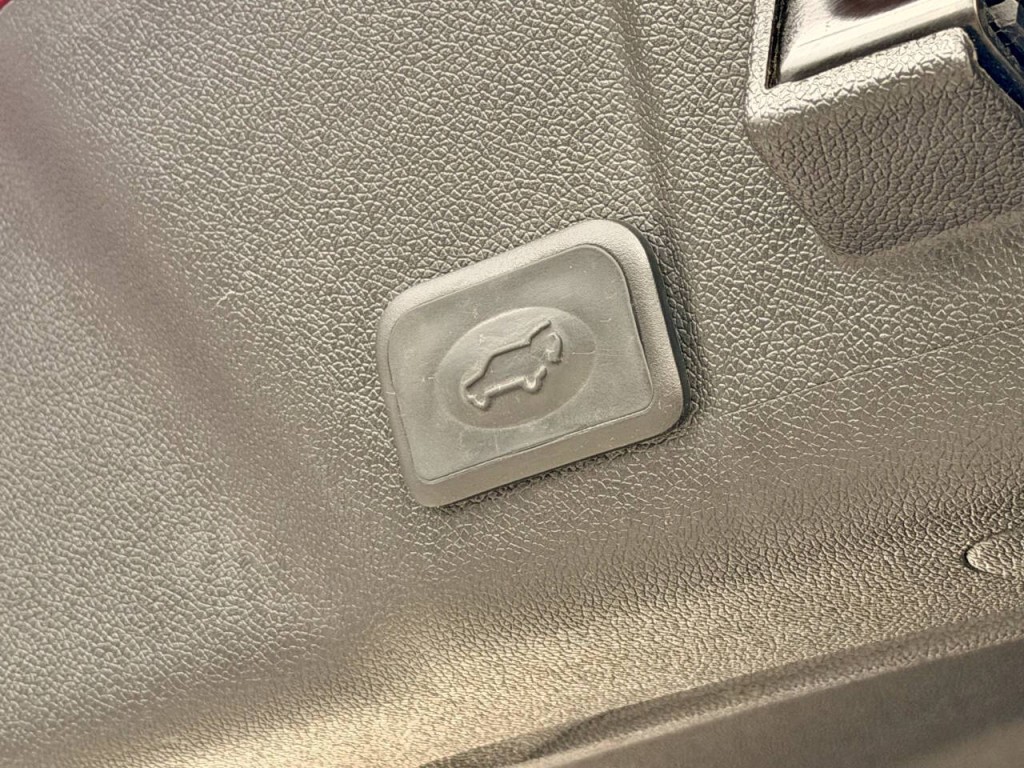 2012 GMC Acadia Image 20