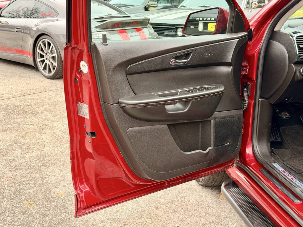 2012 GMC Acadia Image 26