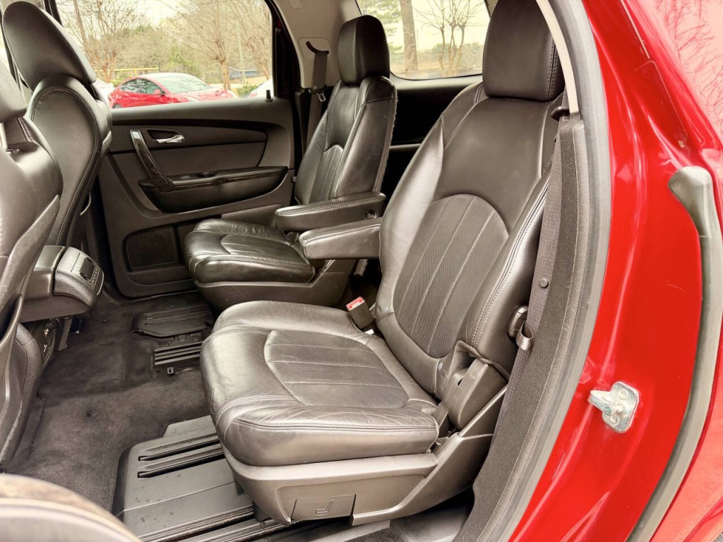 2012 GMC Acadia Image 29