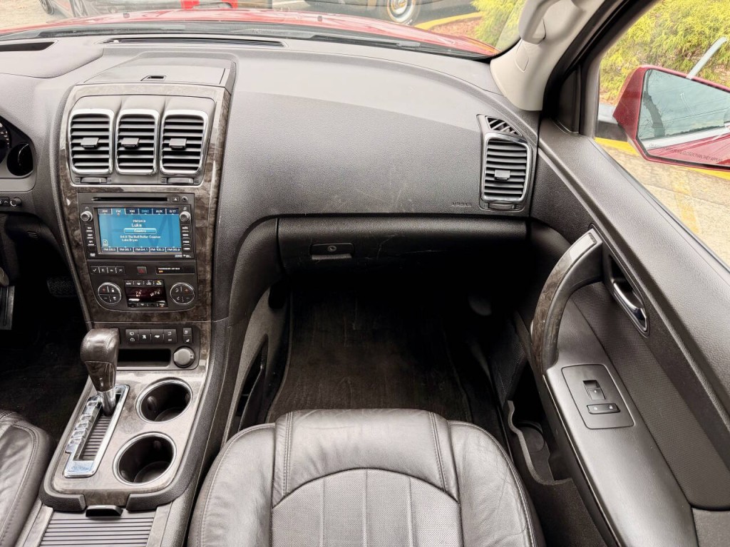 2012 GMC Acadia Image 36