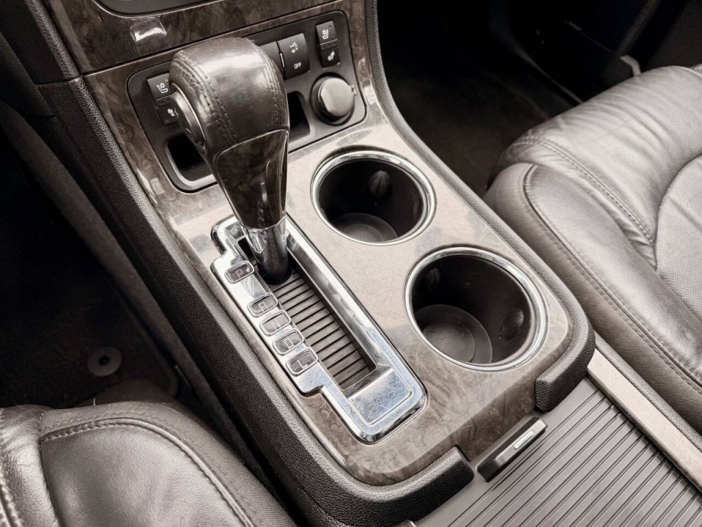 2012 GMC Acadia Image 40