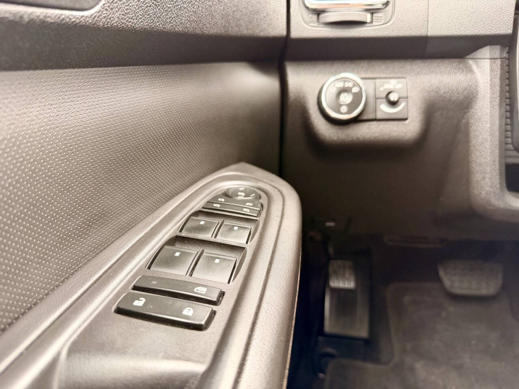 2012 GMC Acadia Image 47