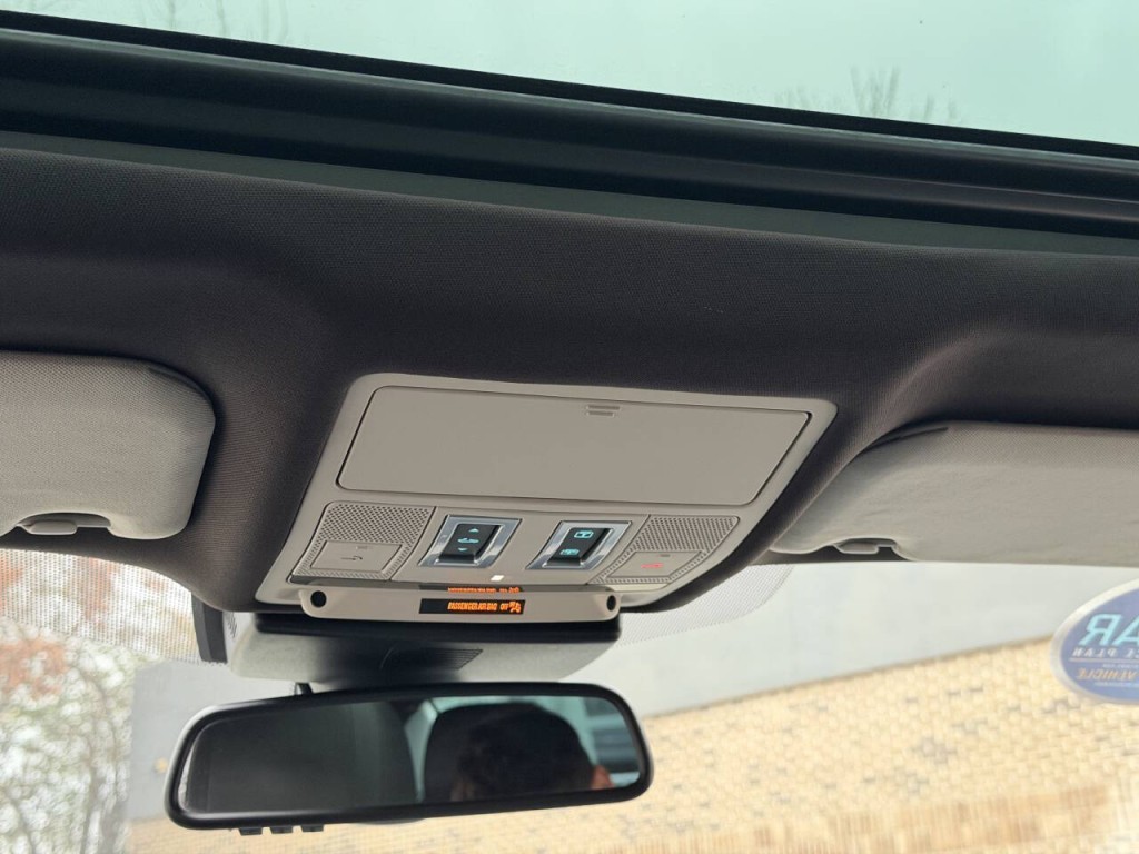 2016 Jaguar XF Image 54