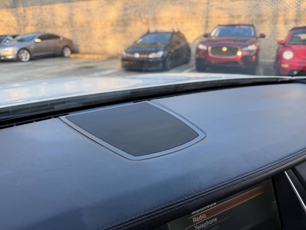 2013 BMW 7 Series Image 28