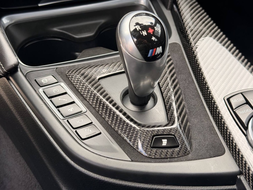 2017 BMW M3 Image 23