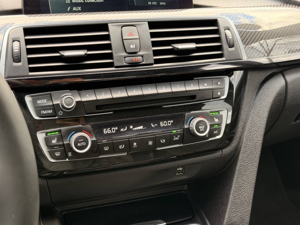 2017 BMW M3 Image 57