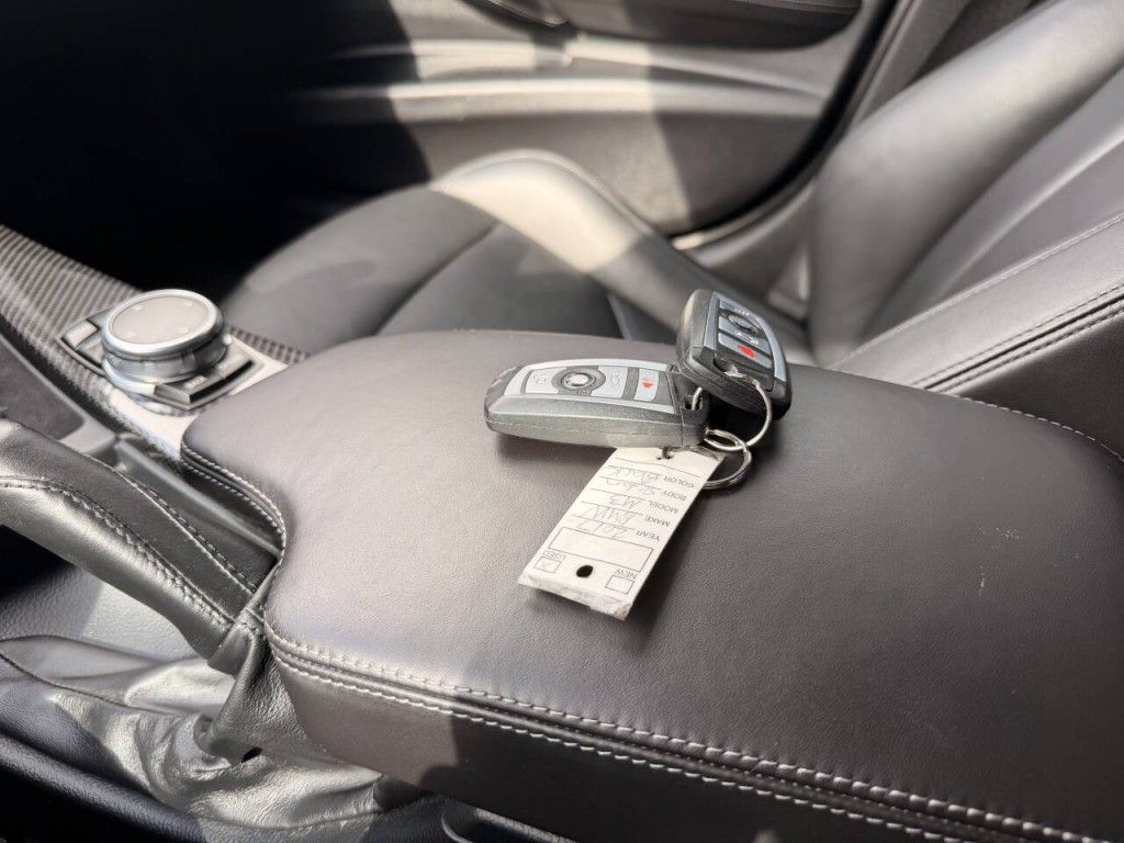 2017 BMW M3 Image 63