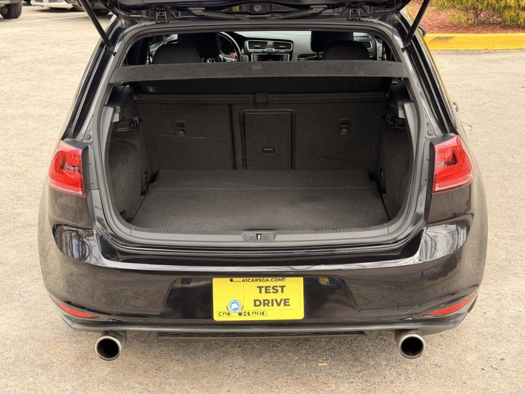 2015 Volkswagen GTI Image 7