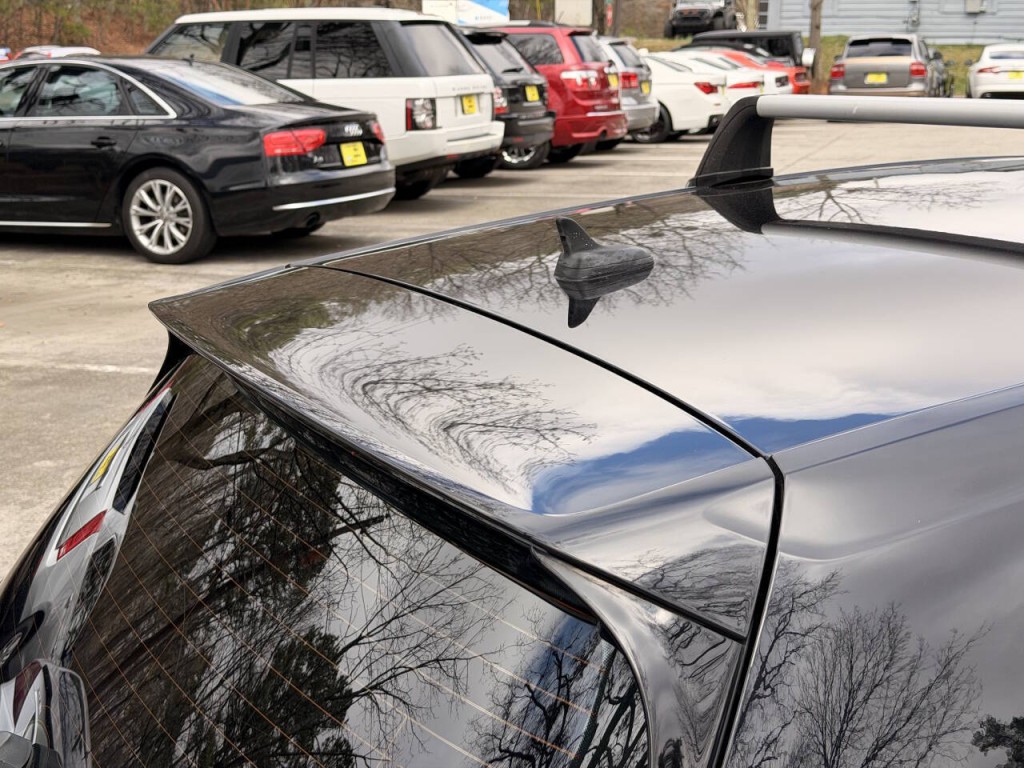 2015 Volkswagen GTI Image 8