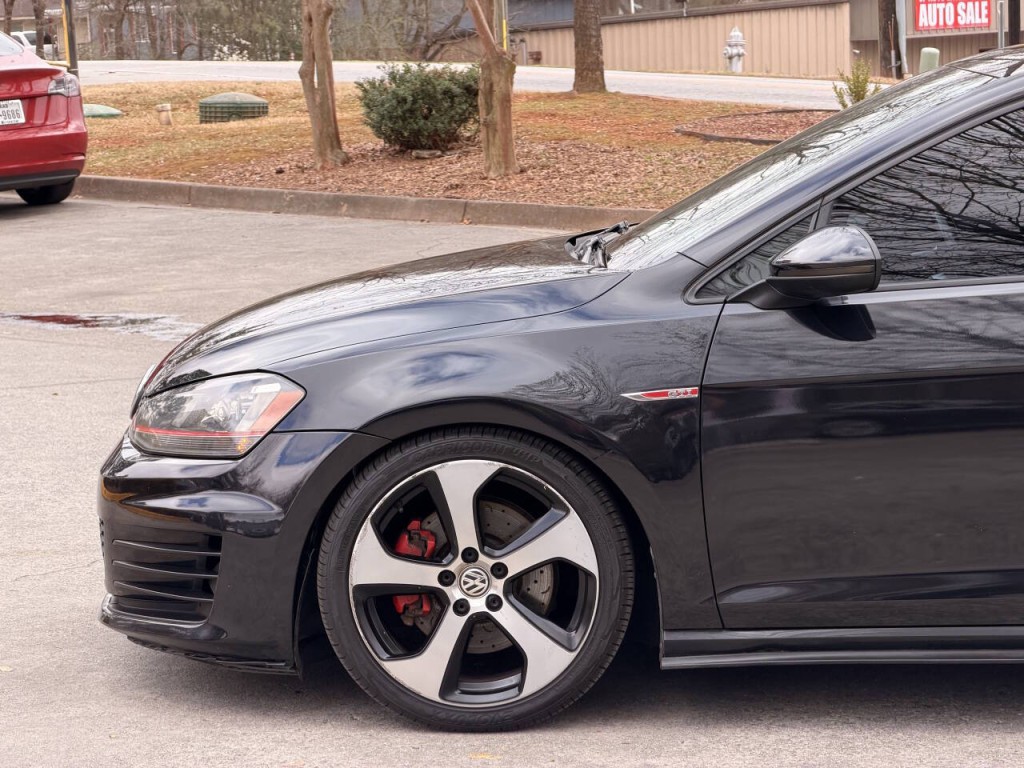 2015 Volkswagen GTI Image 17