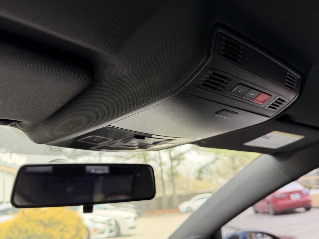 2015 Volkswagen GTI Image 40