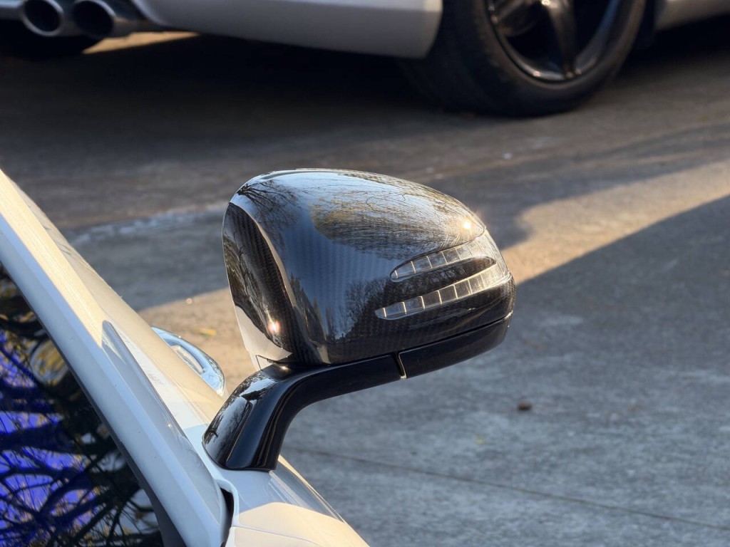 2018 Mercedes-Benz AMG GT Image 10