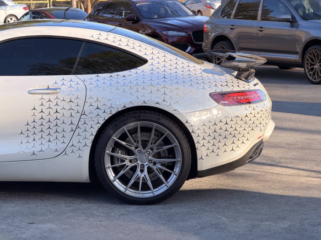 2018 Mercedes-Benz AMG GT Image 13