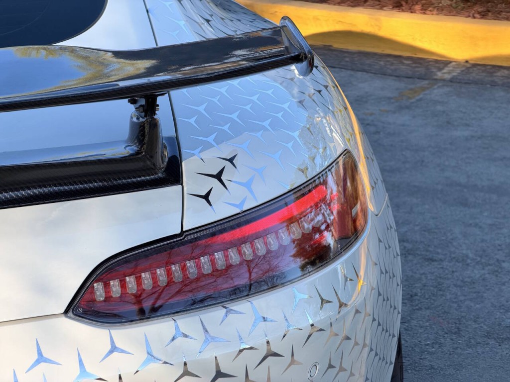 2018 Mercedes-Benz AMG GT Image 16