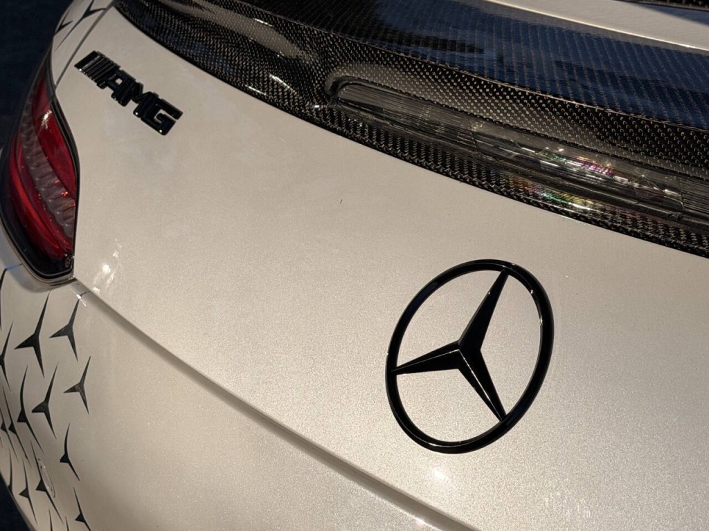 2018 Mercedes-Benz AMG GT Image 18