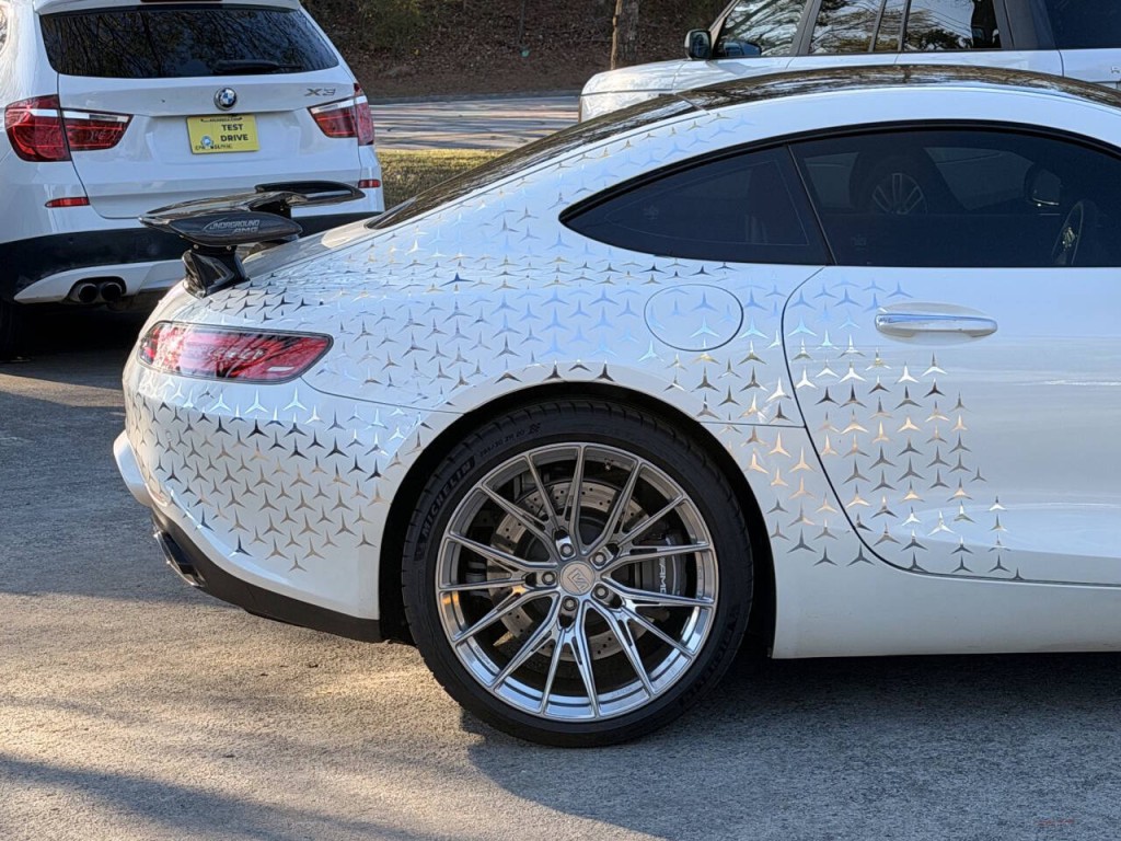 2018 Mercedes-Benz AMG GT Image 19