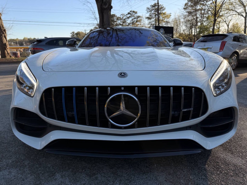 2018 Mercedes-Benz AMG GT Image 24