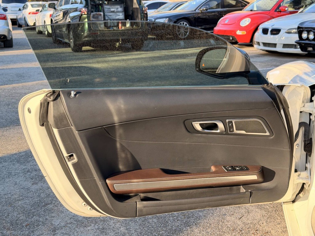 2018 Mercedes-Benz AMG GT Image 35